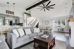 Smart TV, fireplace, offices