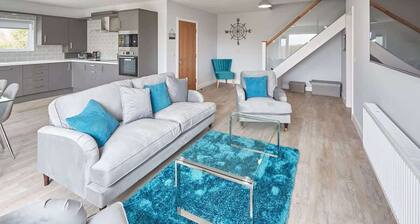 Host & Stay | Badgers Cottage