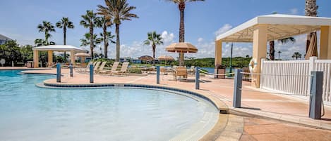 Lämmitetty uima-allas