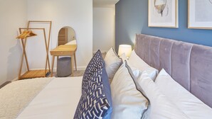 House - Sea Watcher (Whitby)