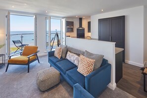 Maison | Coin séjour | Télévision à écran plat de 32 pouces avec chaßnes numériques, télévision