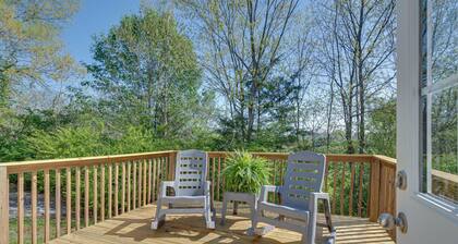 Clean and Private Updated Duplex Apartment
