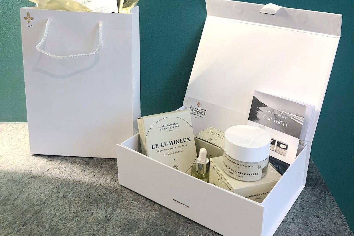 body treatments, hot stone massages, deep-tissue massages, body scrubs