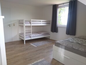 1 bedroom, travel crib, free WiFi, bed sheets