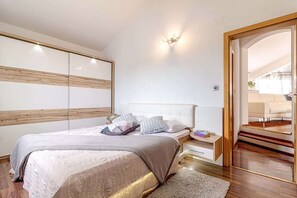 3 Schlafzimmer, Bügeleisen/Bügelbrett, kostenloses WLAN, Bettwäsche