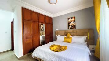 1 chambre, coffres-forts dans les chambres, fer et planche Ă repasser