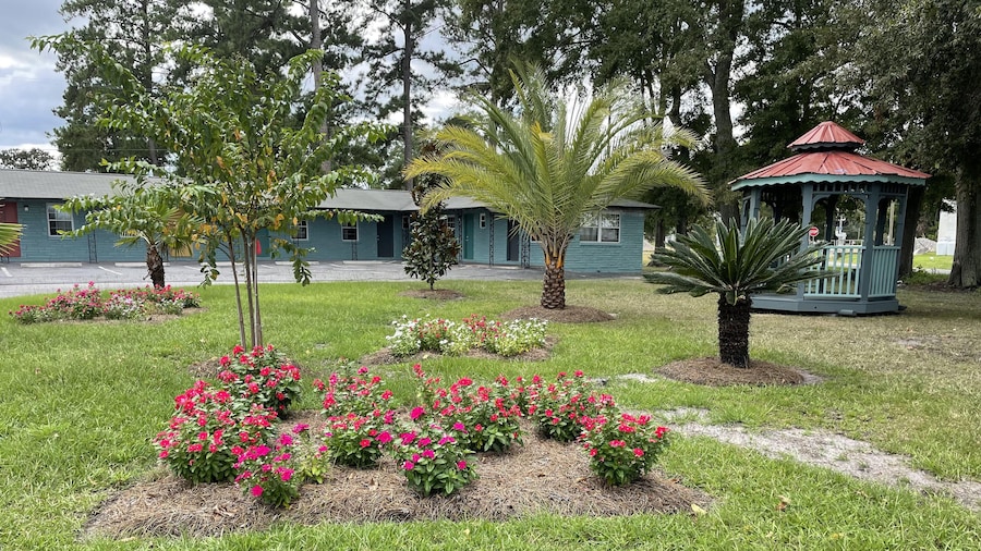 Carole Motel