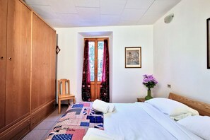 2 chambres, fer et planche à repasser, Wi-Fi, literie fournie
