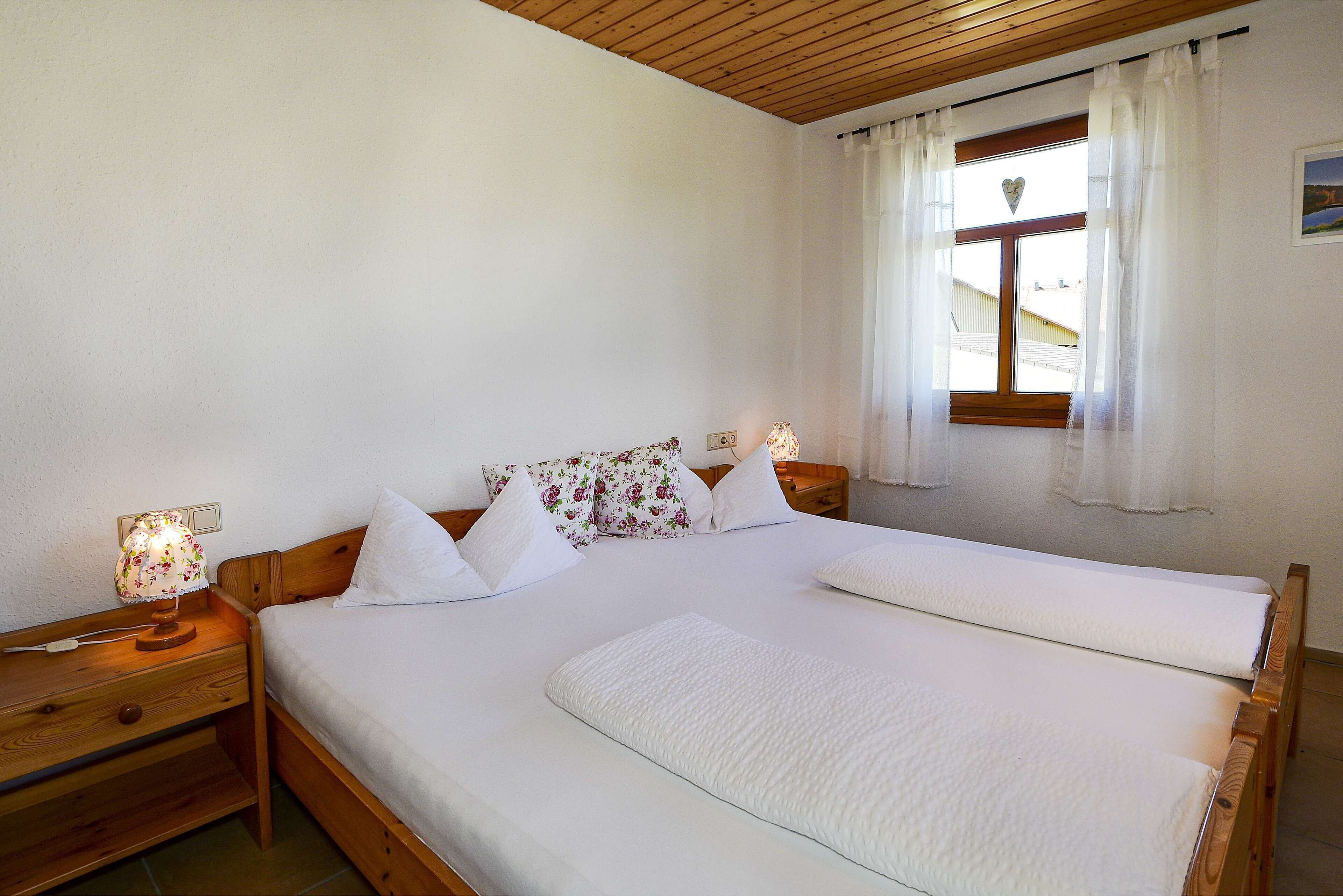 2 chambres, lit parapluie, Wi-Fi gratuit, draps fournis