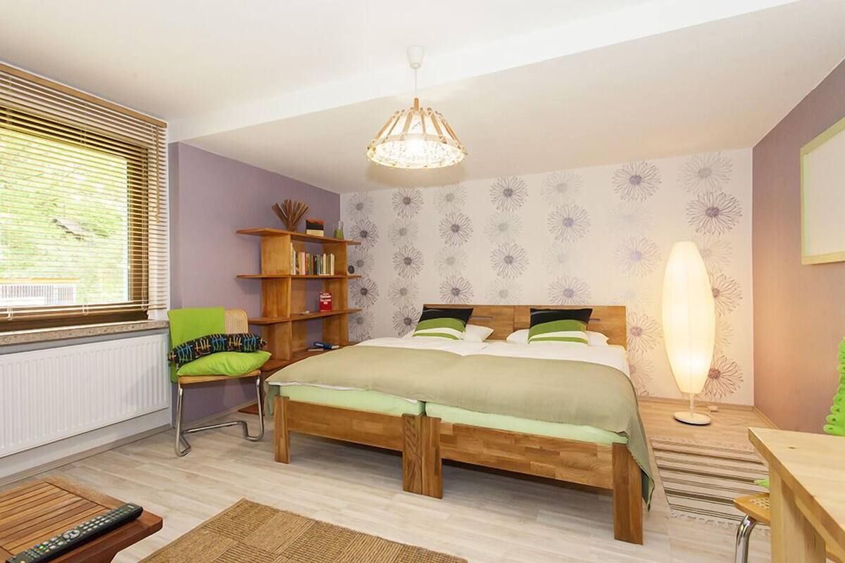 Casa familiar | 2 dormitorios, tabla de planchar con plancha, wifi gratis
