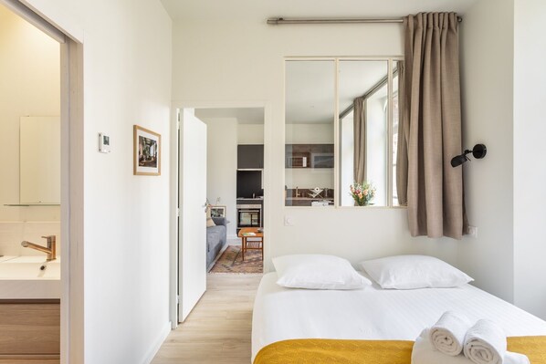 1 bedroom, iron/ironing board, free WiFi, bed sheets
