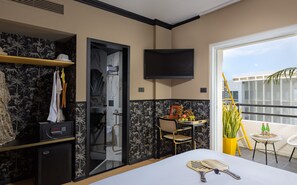 Classic balcony room