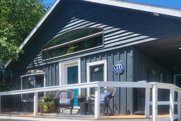 Lake Access Home with Hot Tub, Outdoor Kitchen, Barn and Boat