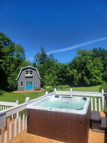 The Lake Lodge Estate at Big Pine Island