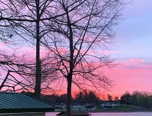 Exterior - The Lake Lodge Estate at Big Pine Island (Grattan Township)