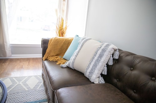 Cute Home, Newly Remodeled, Great Location!