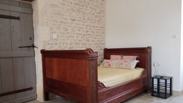 1 chambre, Wi-Fi gratuit, draps fournis