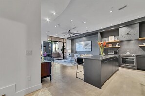 Interior - Architectural Digest Condo in Old Town Scottsdale Entertainment District (Scottsdale)