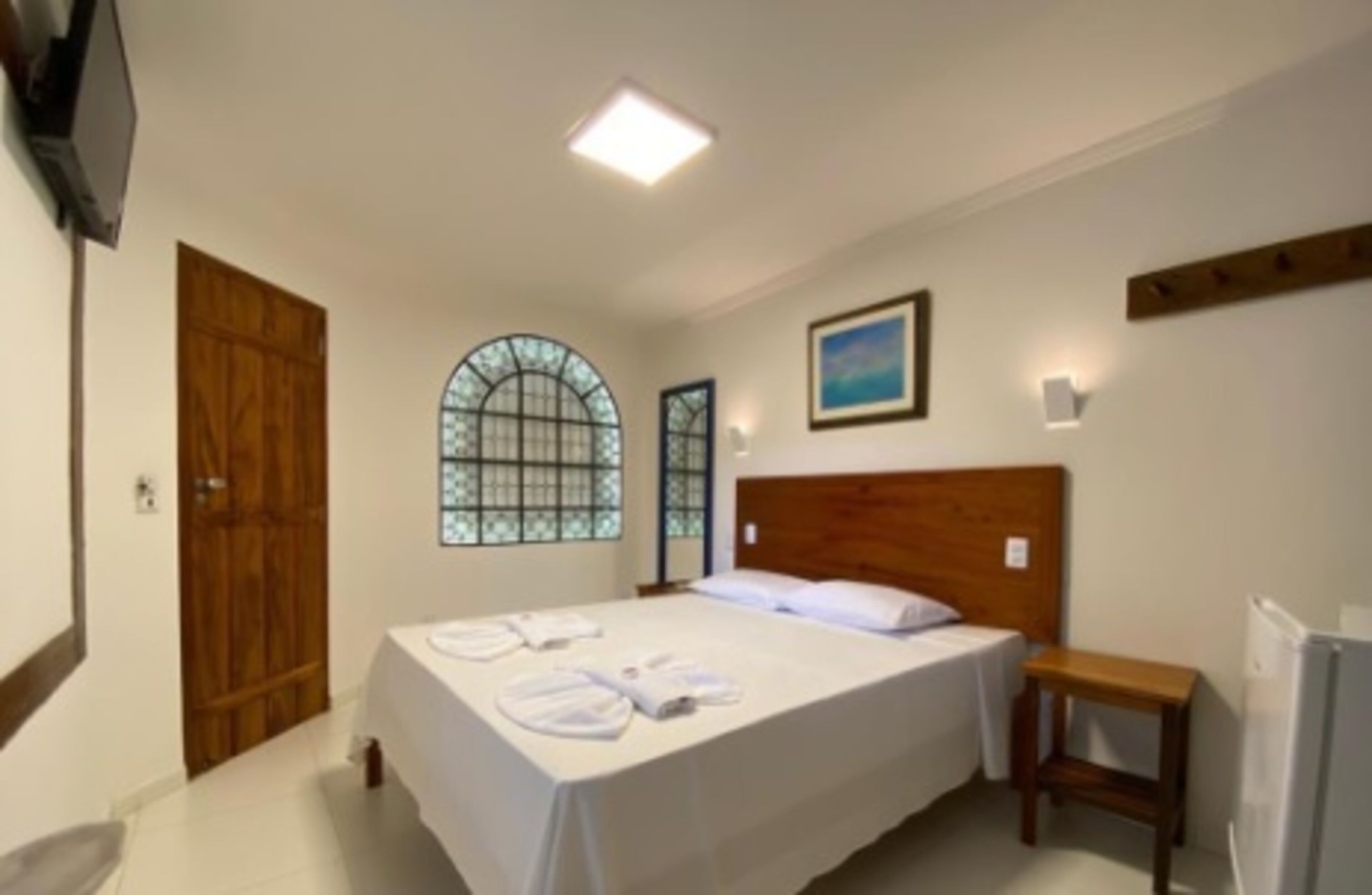 Minibar, desk, free WiFi, bed sheets