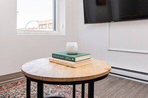Interior - Wonderful New Studio close to Mount Royal By Denstays (Montréal)