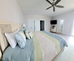 4 bedrooms, WiFi, bed sheets