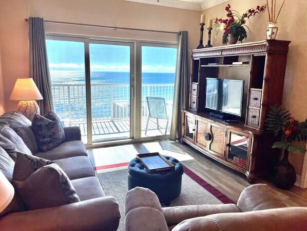 Smart TV, DVD player, books