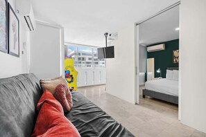 1 chambre, fer et planche à repasser, Wi-Fi gratuit, draps fournis