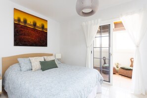 3 habitaciones, tabla de planchar con plancha y wifi gratis 