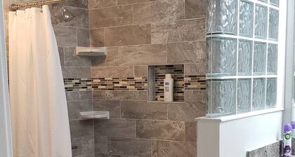Large house Jacuzzi Tub in Master bedroom