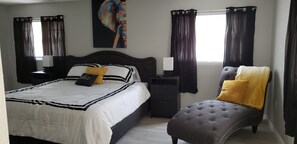 4 bedrooms, iron/ironing board, free WiFi, bed sheets