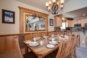 Dining - L2650 | Beautiful Mtn Home | Private Hot Tub | Mountain Views | Winter Shuttle (Steamboat Springs)