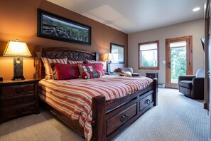 10 chambres, fer et planche à repasser, Wi-Fi, draps fournis