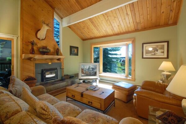 TV, fireplace - SR204 | Close to Ski Area | Hot Tub | Wood Fireplace | Free City Bus (Steamboat Springs)