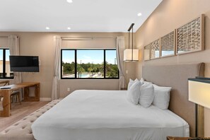 3 bedrooms, WiFi, bed sheets - 7583 Magic Village 3suites Jacuzzi near 192/Disney (Kissimmee)