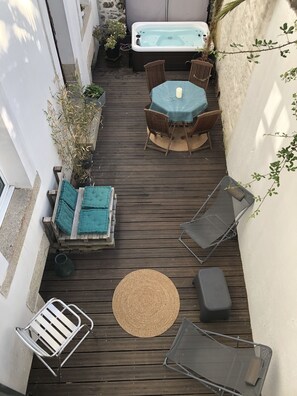 Terrace/patio - Comfortable family home in town center (Vannes)