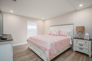 House, 4 Bedrooms | 4 bedrooms, individually decorated, individually furnished