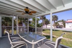 House, 3 Bedrooms | Exterior