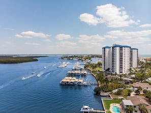 Condo, 2 habitaciones | Lago