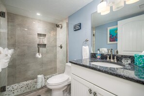 Room - Sunset Condominiums by Coastal Vacation Properties (Fort Myers Beach)