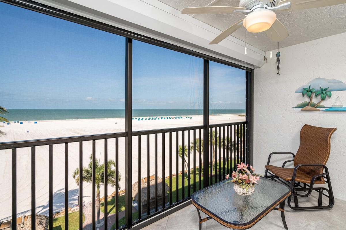 Condo, 2 Bedrooms | Balcony