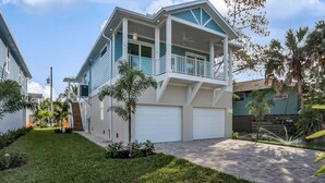 Unclassified image, 5 of 25, button - 5545 Palmetto Street by Coastal Vacation Properties (Fort Myers Beach)