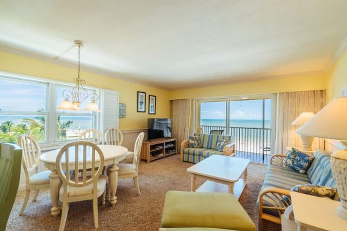 Condo, 2 Bedrooms | View from room