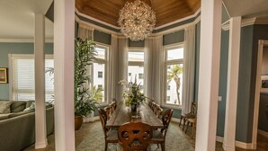 In-room dining - Gulf Beach Road by Coastal Vacation Properties (Fort Myers Beach)