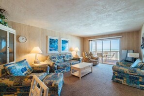 Condo, 2 Bedrooms | Living room | TV
