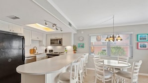 Private kitchen - Gateway Villas by Coastal Vacation Properties (Fort Myers Beach)