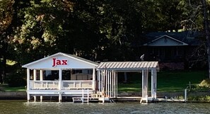 Exterior - Lake front property with cabana on Lake Catherine. 20 minutes from Casino. (Hot Springs)