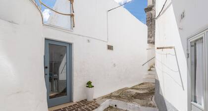 Campanile Apartment with terrace by Wonderful Italy