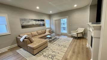 Smart TV, fireplace, stereo, offices