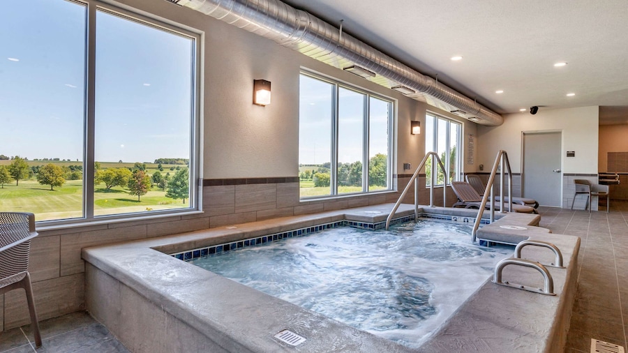 Sleep Inn & Suites Lancaster-Platteville