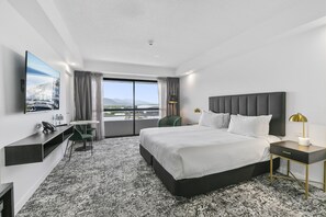 高級寢具、舒適加層、筆電工作空間、免費無線上網